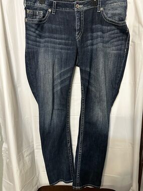 Silver jeans Aiko bootcut size 20 length 33